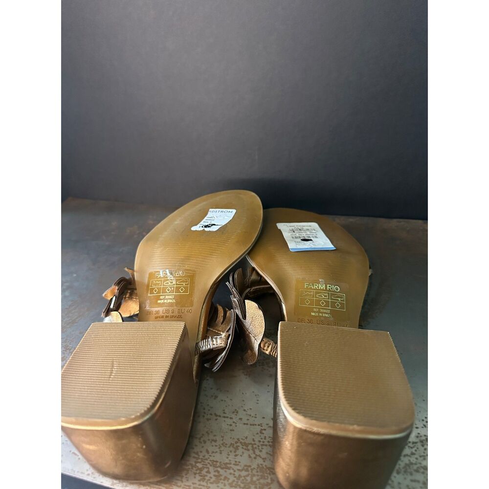 Farm Rio Slide Sandals 9 Vacation Dressy Trip Festival Resort Metallic Gold Leaf - Picture 7 of 10